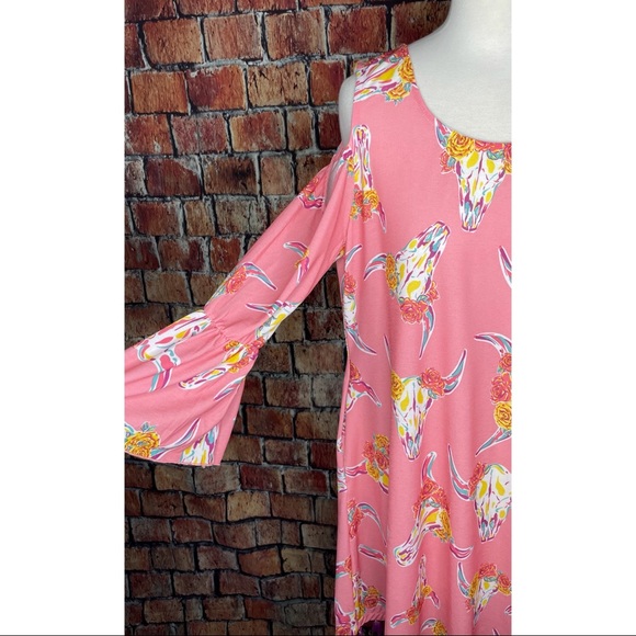 Simply Southern Wild Cow Skull Cold Shoulder Dress - Picture 4 of 8